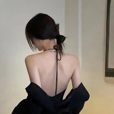 侦探米娜